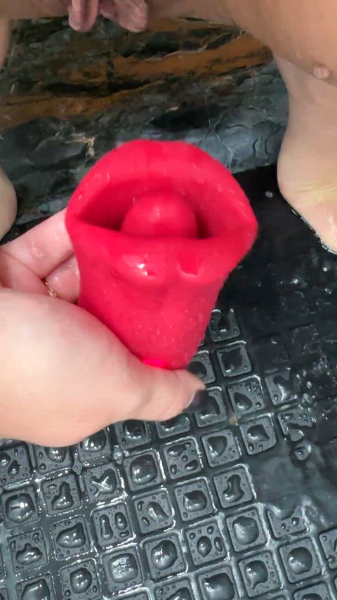 TheBadPeach sexy lips making me crazy