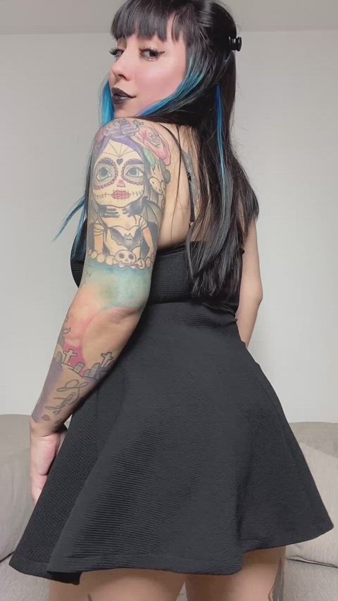Run your tongue along my tattooed legs and see where it leads