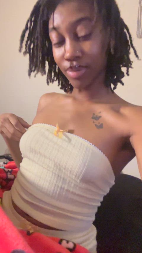 tell me i have the best tits <3