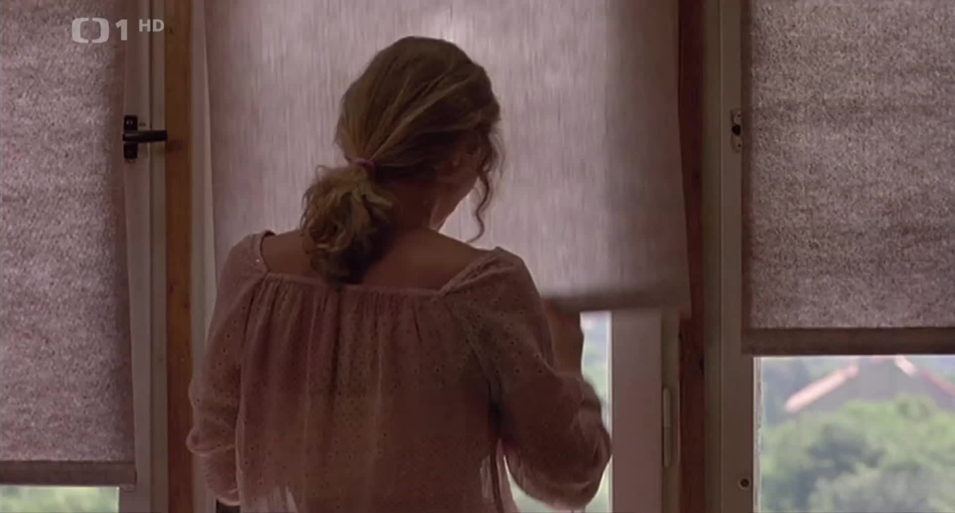 Hana Kovaríková in Roming