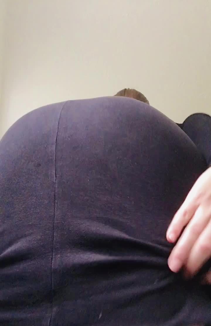 Here’s my ass and pussy for your viewing pleasure 22