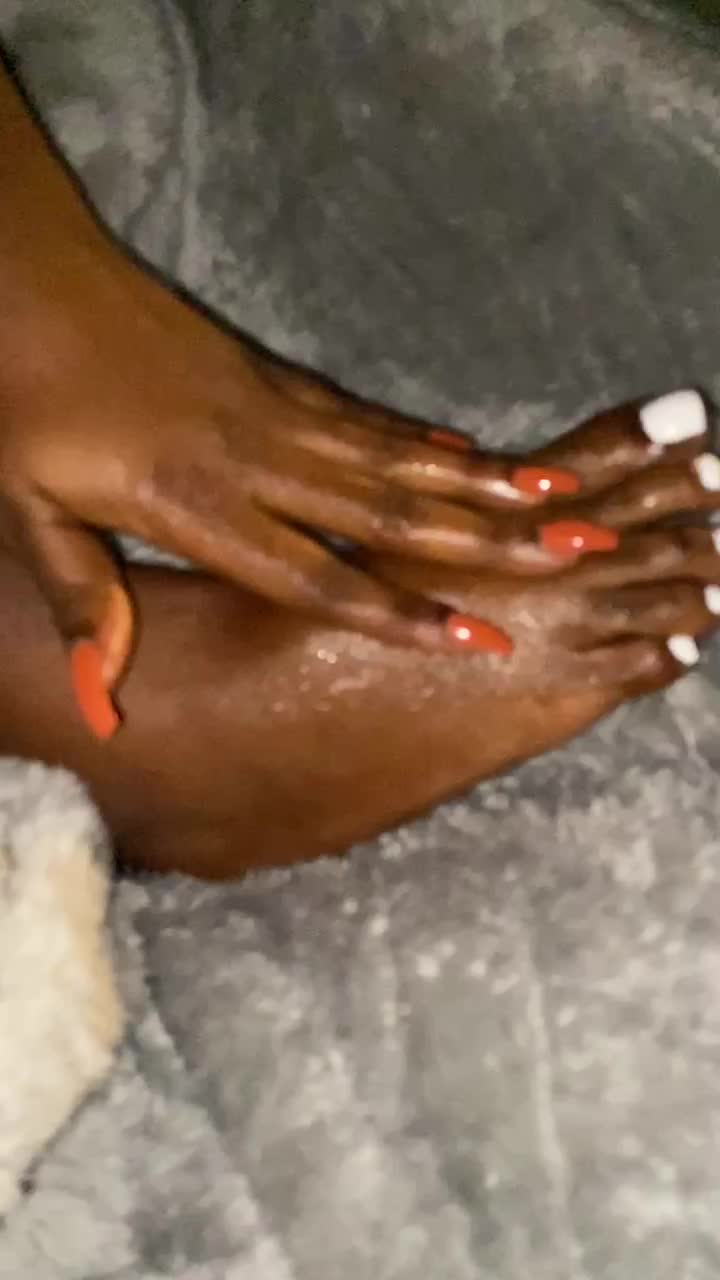Where are the feet worshipers?