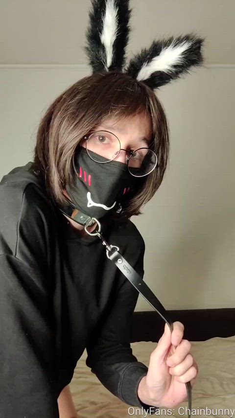 I might have a collar but we both know you'd be the one getting bred~ 🐇🖤