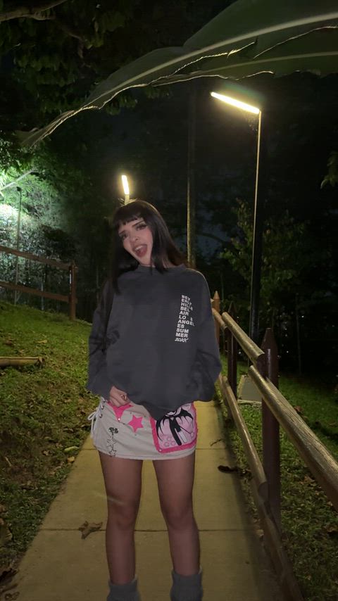 Dared to do a public reveal at the park [F]