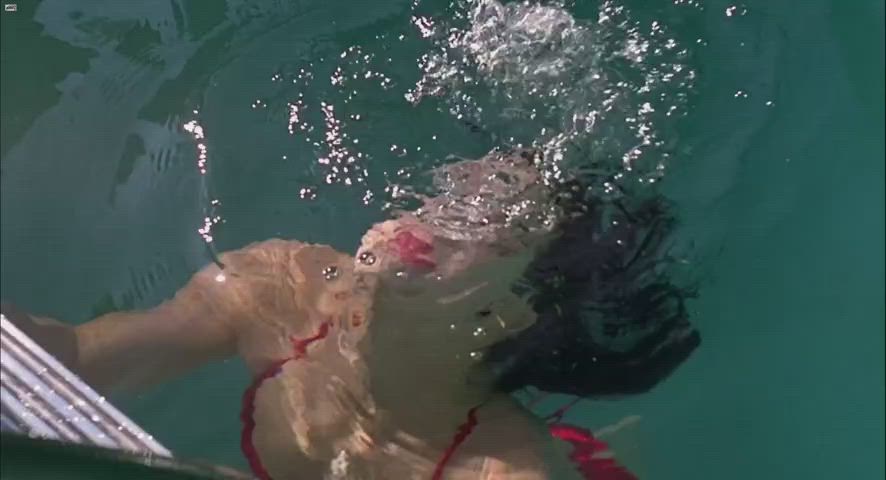 Bikini Boobs Celebrity Phoebe Cates Porn GIF by celebsprincess