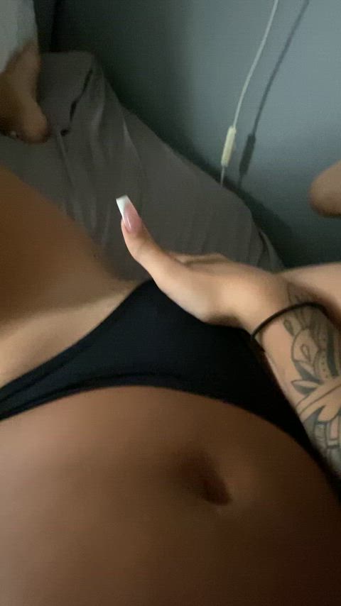 Too pretty they call me a homewrecker 😌