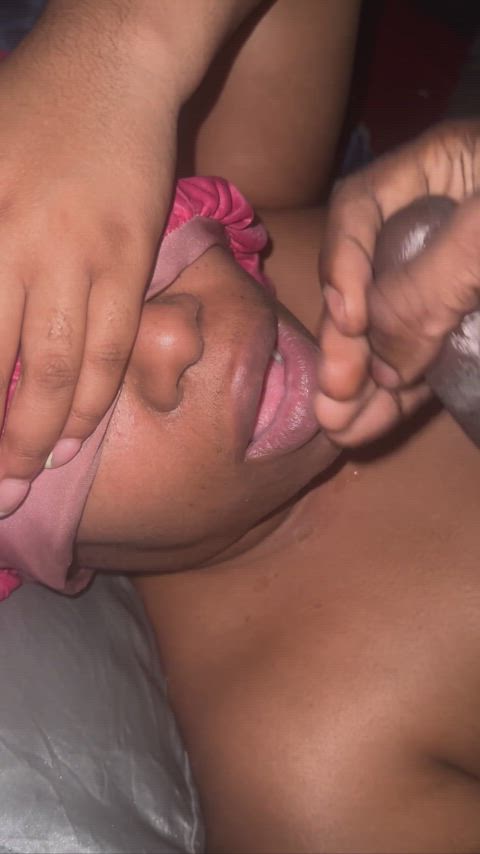 He got it in my nose 🙄😭