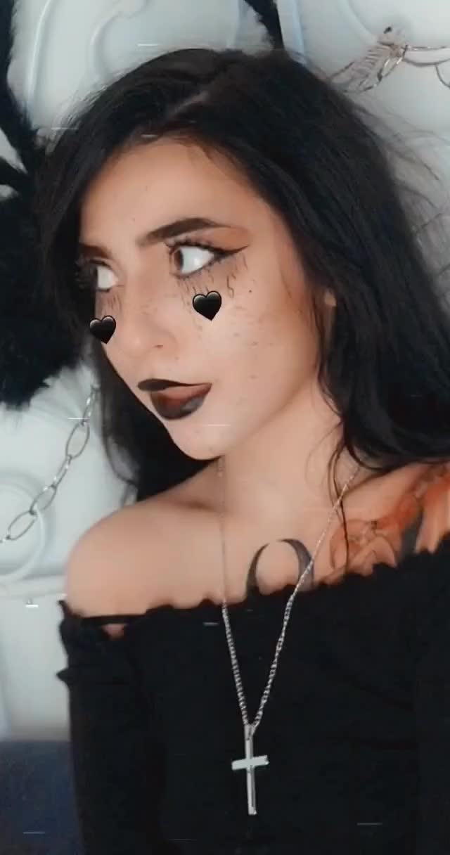 you promised to make me an onigiri if I do ahegao😍but you lied 😤