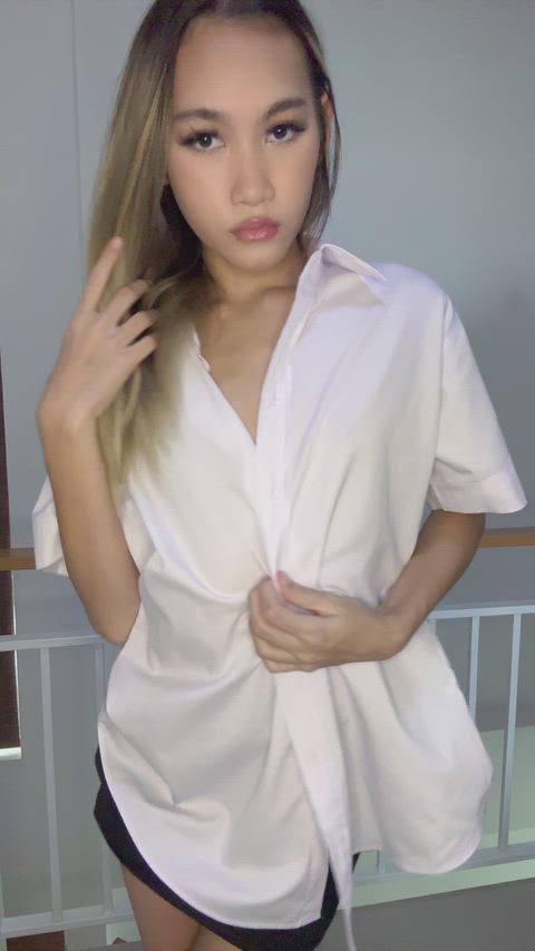 Blurred video preview