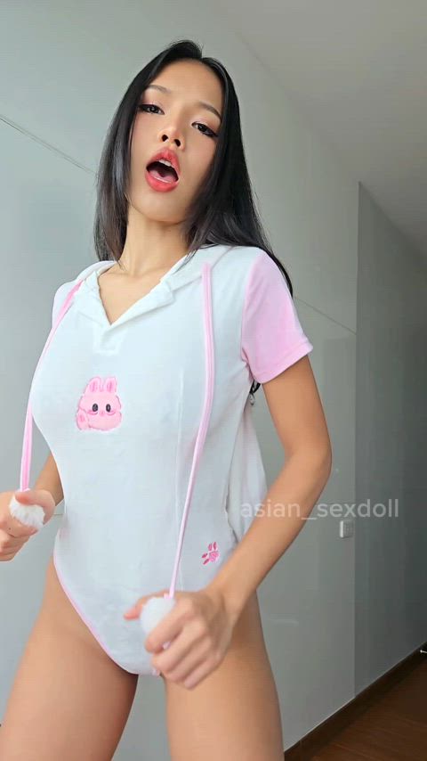 How would you play with me first?