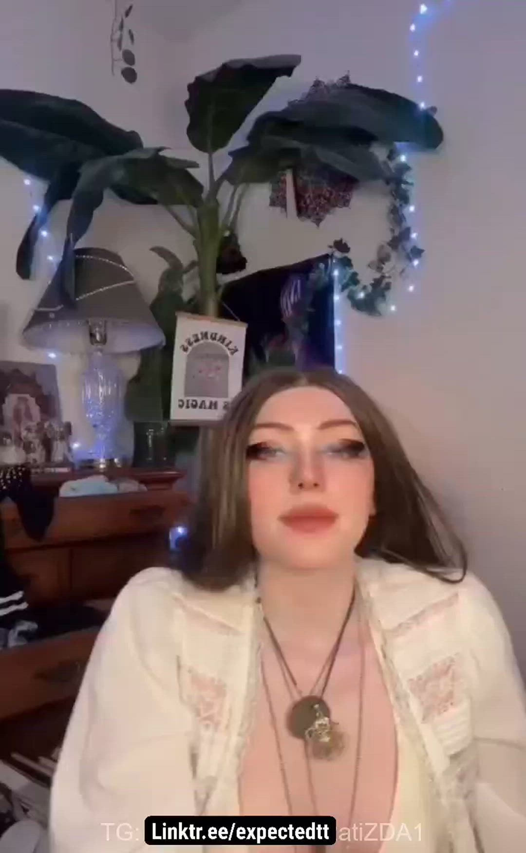 GIF thumbnail