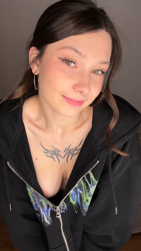 Amateur OnlyFans Teen Tits Porn GIF by ponchofreddo