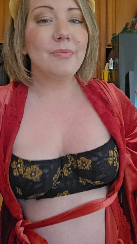 5'2 and Thick in Lingerie