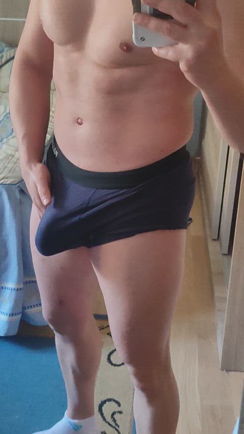 30, Bi, On your knees