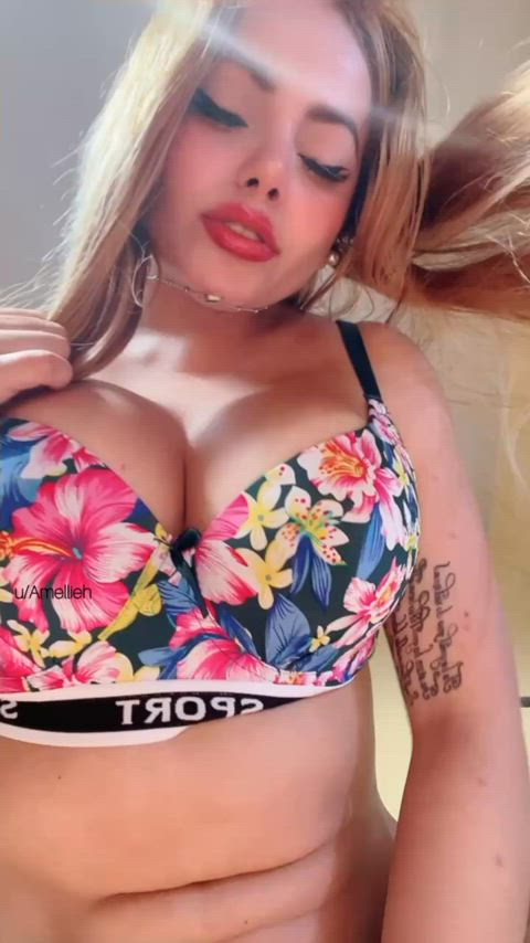 Curvy Thick Thick Thighs Wet Pussy Wet and Messy Porn GIF by amellieh