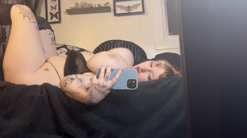 My tits bounce without even trying... wanna guess how heavy they are?