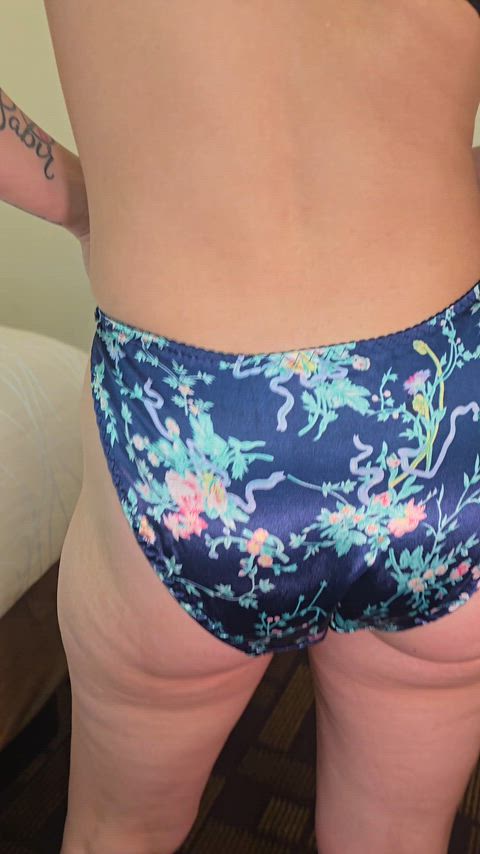 Porn GIF by vintagepantygirls