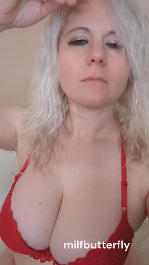 Amateur Cleavage Hotwife Housewife MILF Mature Mom Natural Tits Step-Mom Wife Porn GIF by camsoda