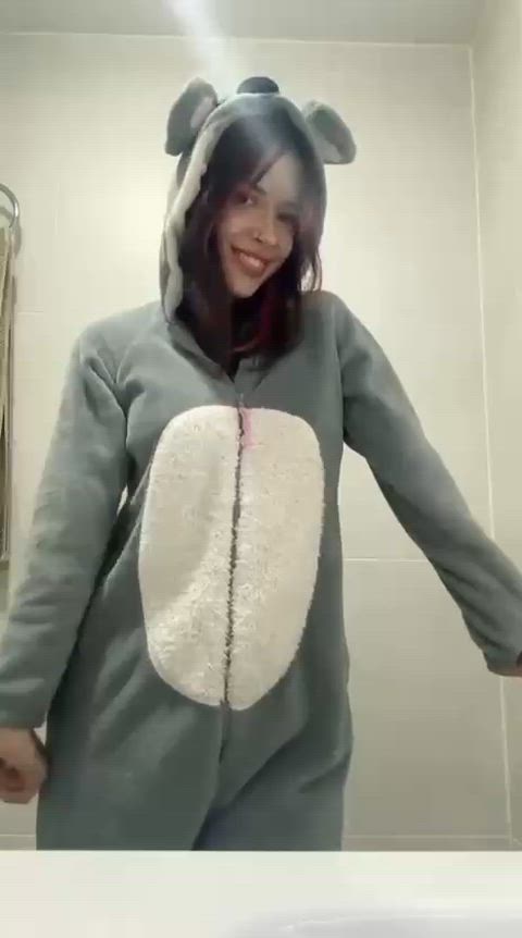 Onna Vee (@onna_vee) [onlyfans]