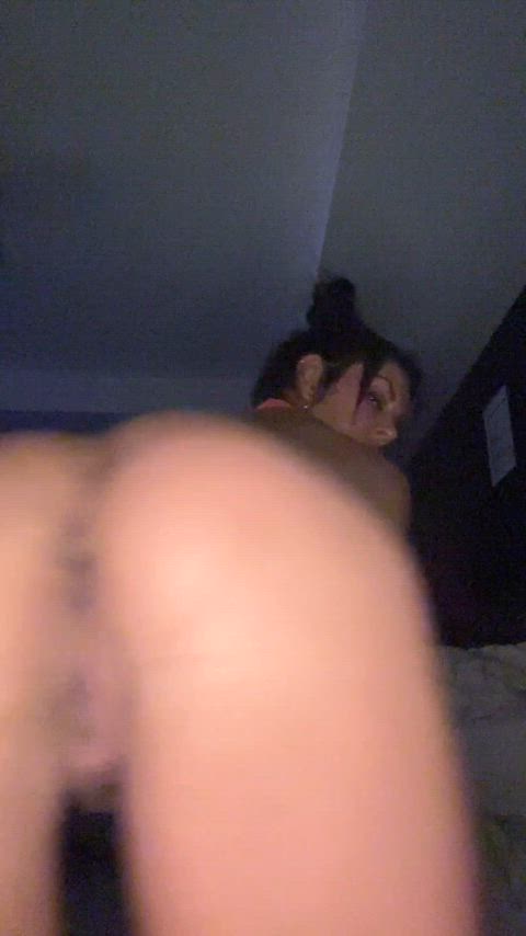 Let me shake my ass in your face