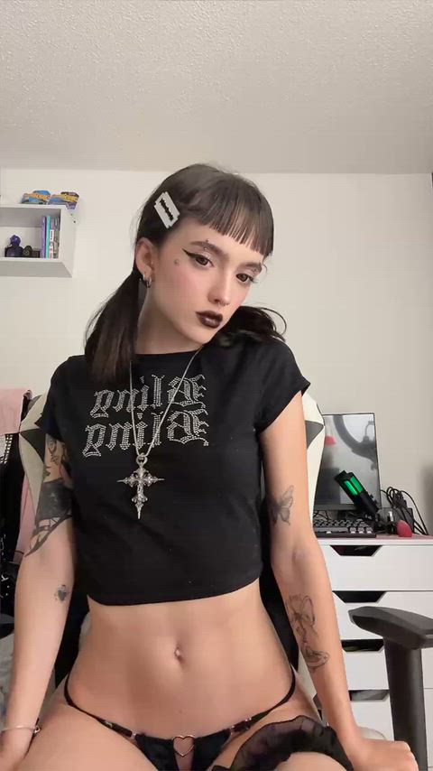 naughty girls taste better fr