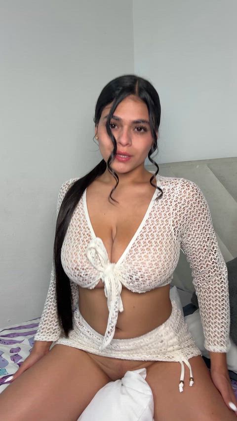 All eyes on me