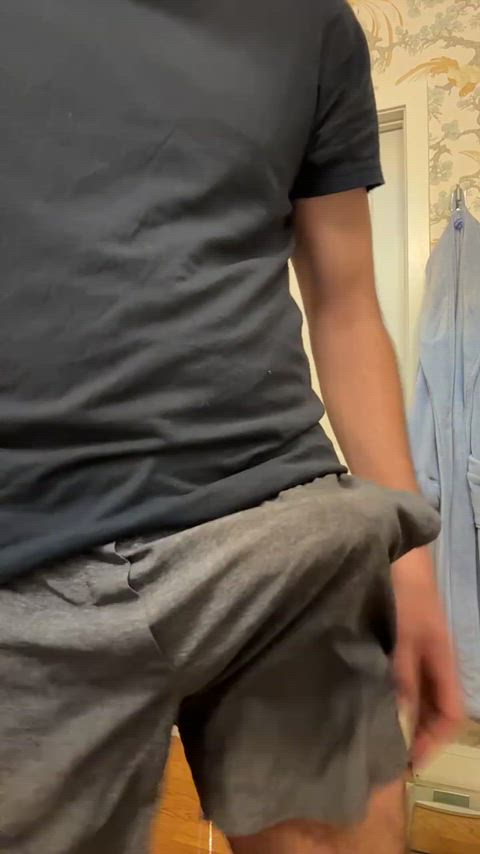 Watch how it springs out [M]