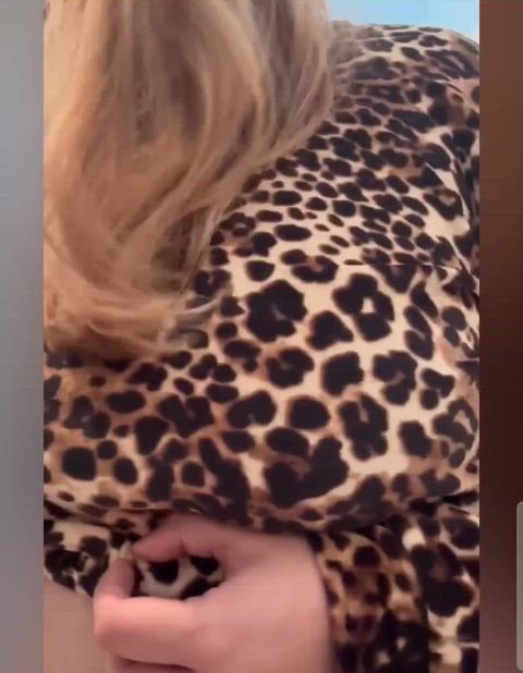 Busty mom here doing her first ever titty drop!