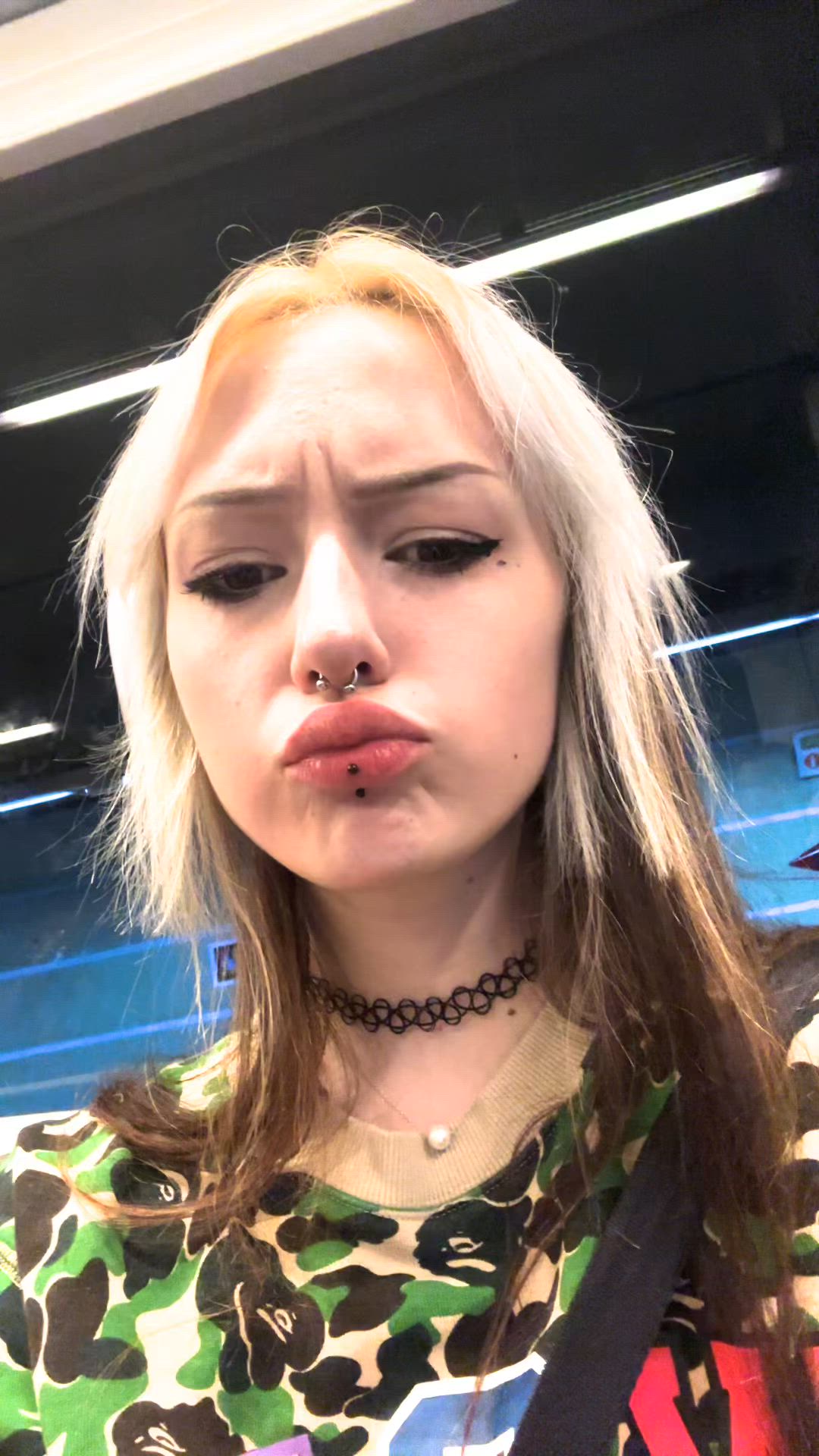 Love, OnlyFans, TikTok, tik-tok