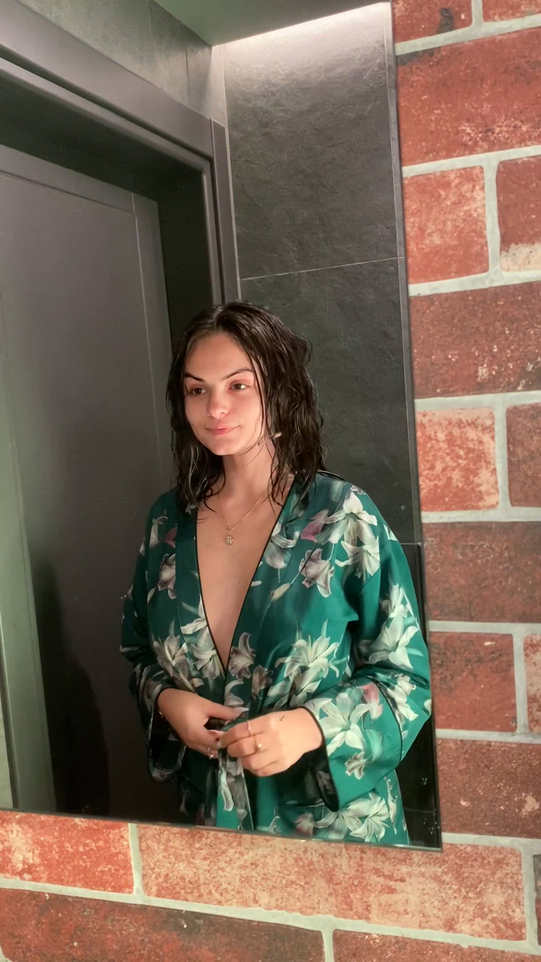 Totally FLAWLESS boobs [Reveal]