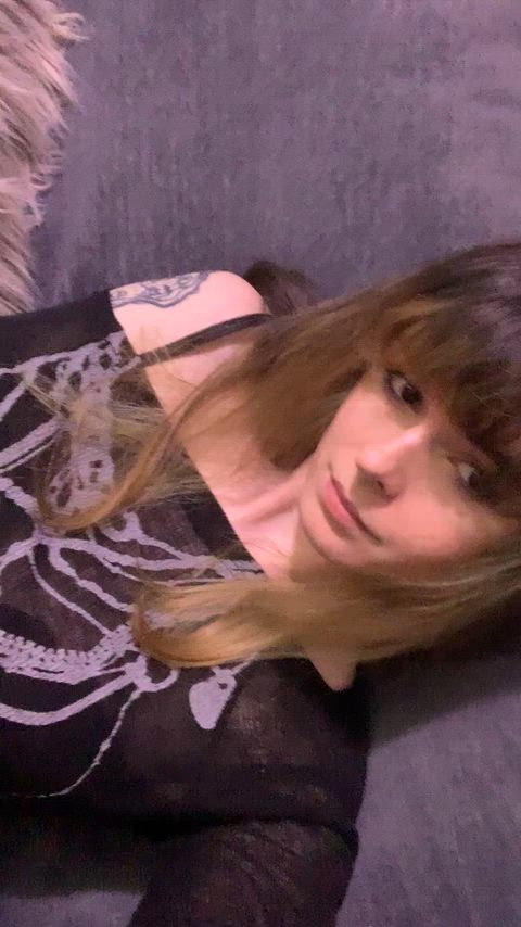 surely this dress isnt appropriate for a fancy dinner.. ill be basically on display 😵‍💫