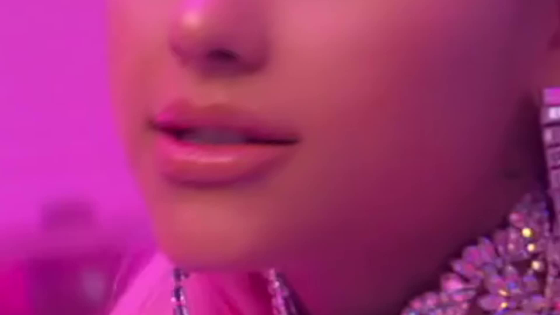 Ariana Grande babecock