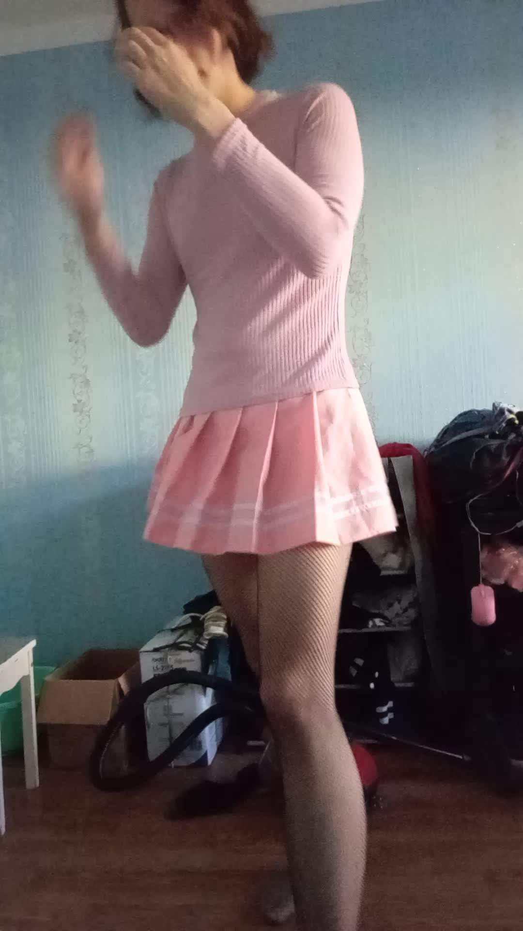 Your cute gf