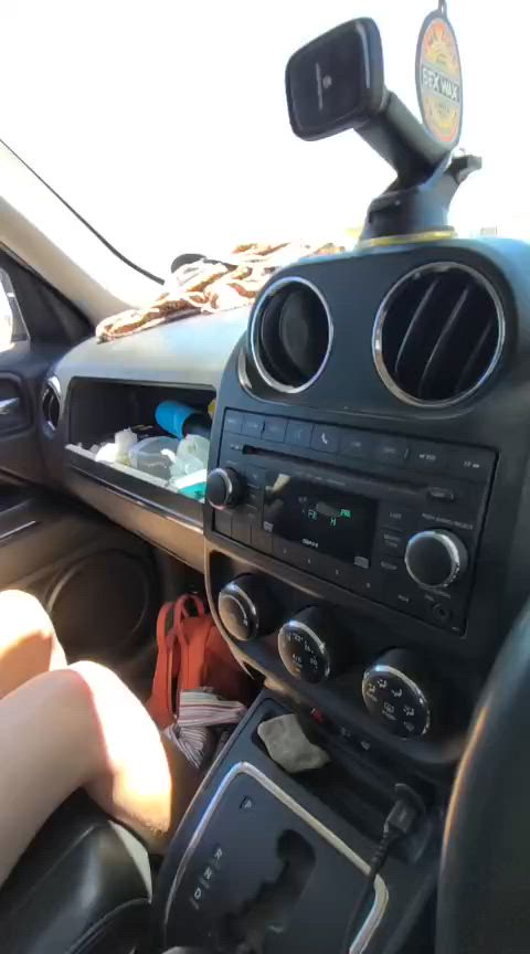 Making some guys day… 
I can’t help but flash my perky tits when I’m out.
Doing it in public just makes it that much more exciting 🤭