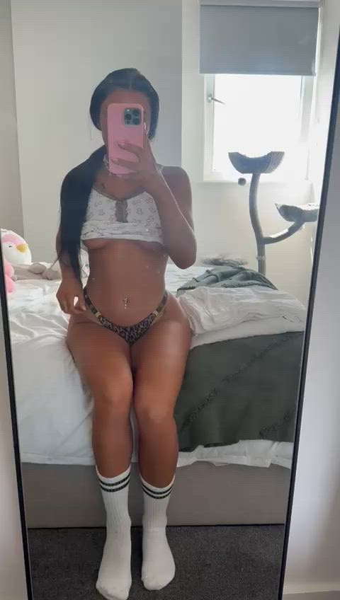 if i was ur slut i'd tease u every. single. morning. think u could handle waking up hard af daily?