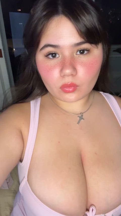 i keep imagining strong hands squeezing my thick thighs is that bad?