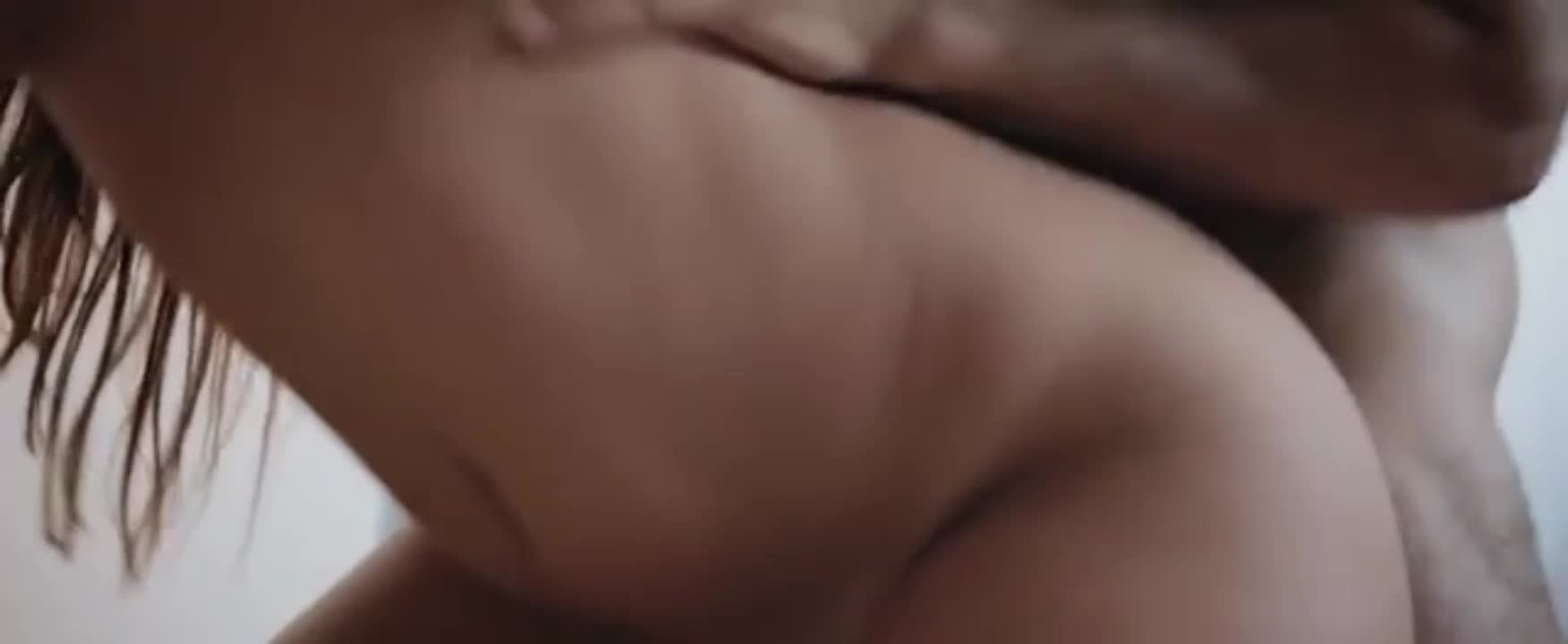 Ophelie Bau = 11/10