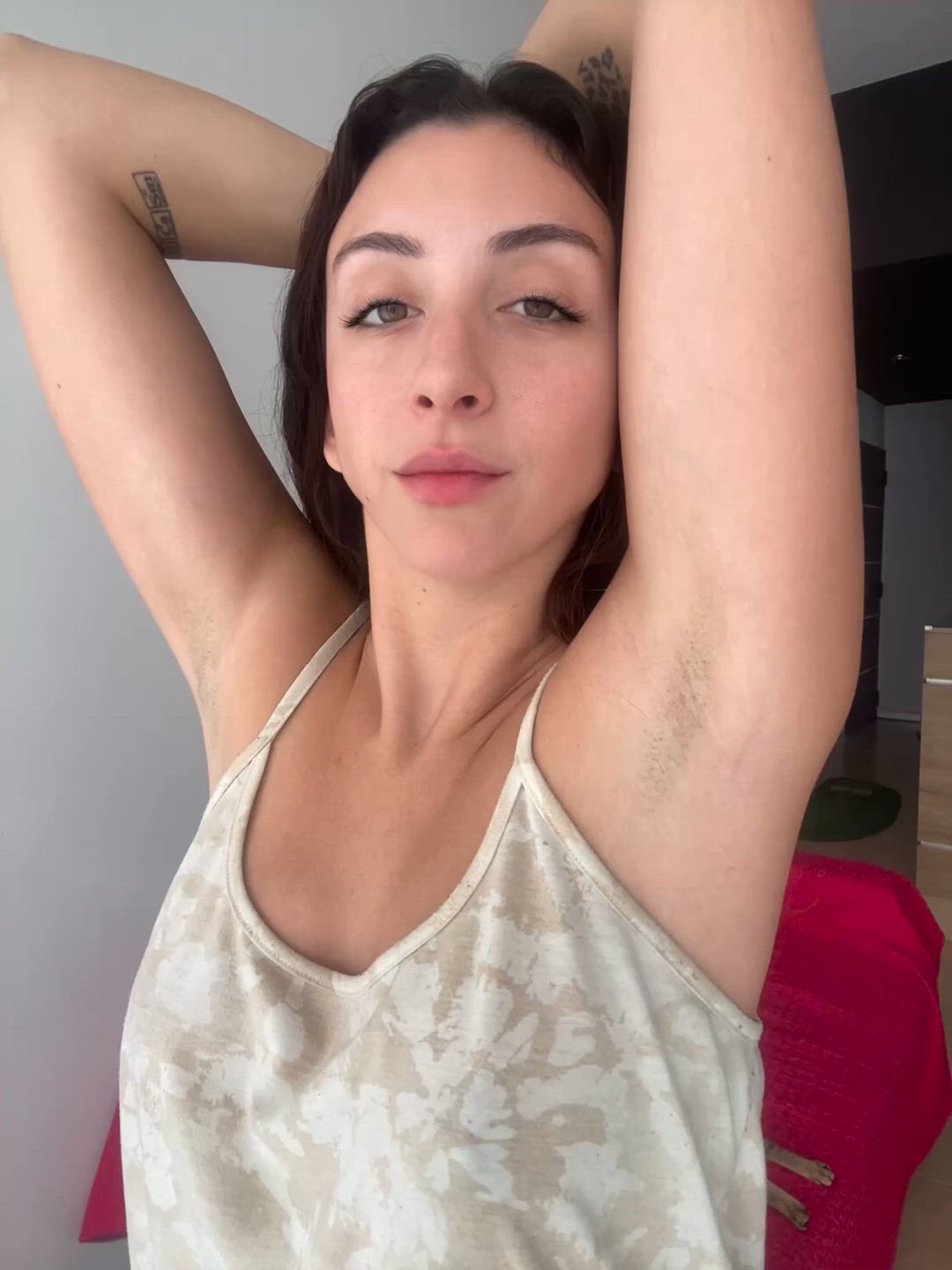 My armpits deserve to be worshiped