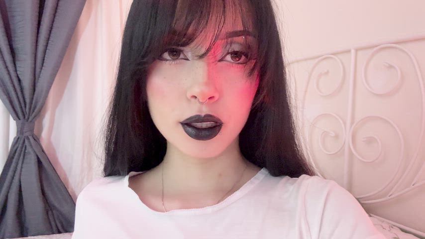 Are goths a turn on for u