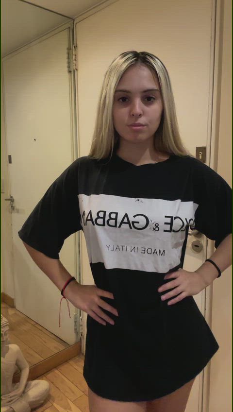 Do these show off my curves just right?