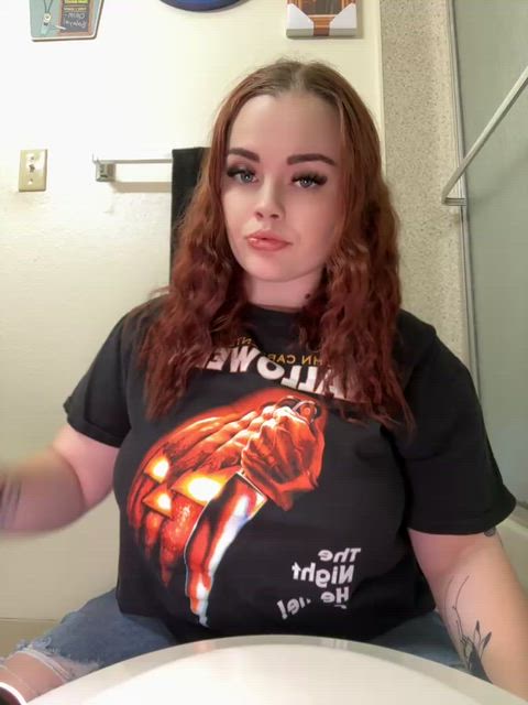 5’1 white college girl… too thick or just right?