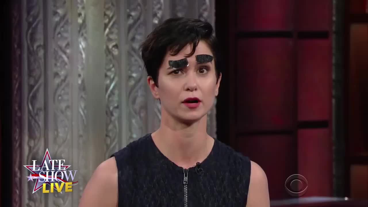 Katherine Waterston demonstrating her family resemblance to the 
