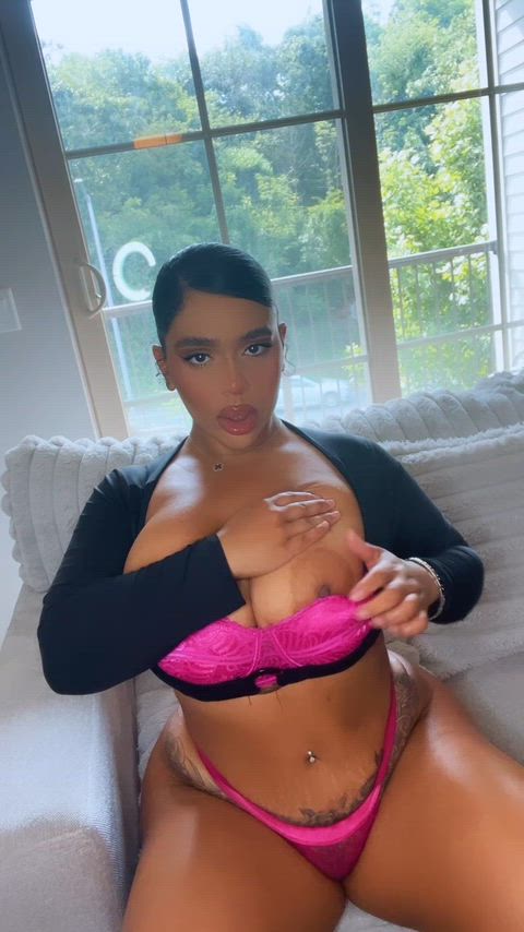 Can you resist this little tease?