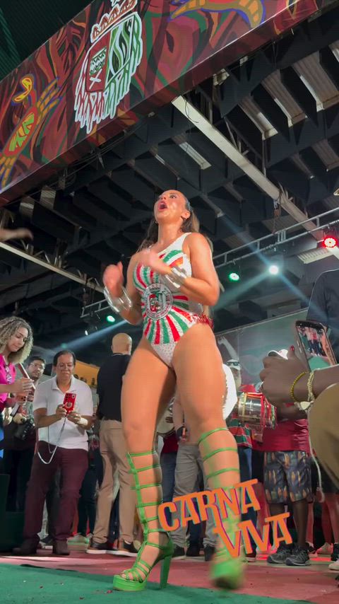 Paolla Oliveira (@paollaoliveirareal)