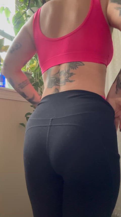 Would you jerk off with my dirty panties? 😈😈💋 My OF has daily panty pics, explicit content, pussy pics, selfies, tiddy vids and more! Come play 💋