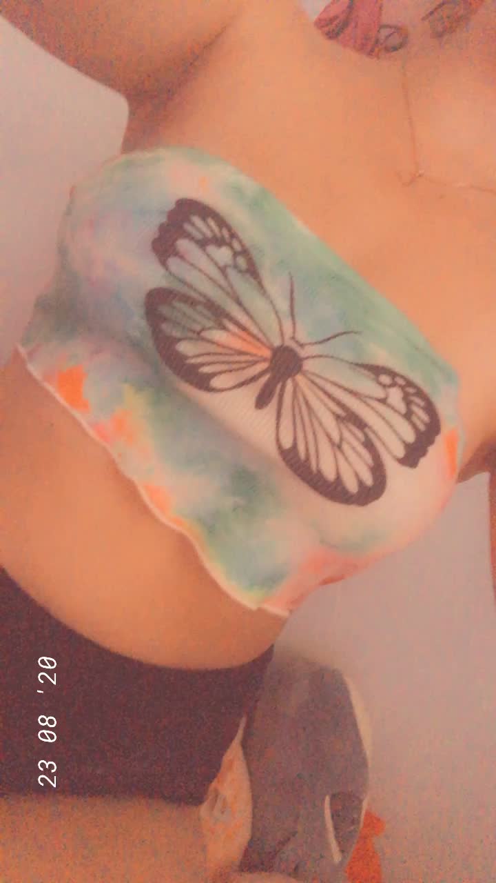 Tube top titty pop