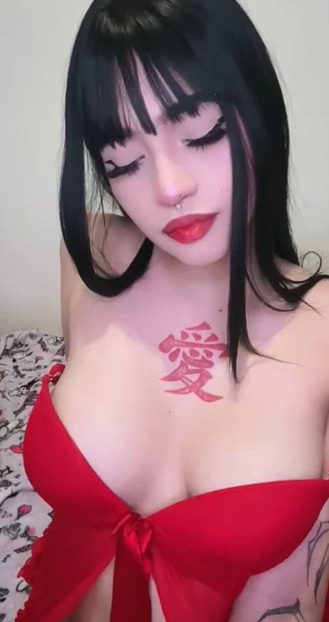 say "YES" if you want my itty titty flooding your dms