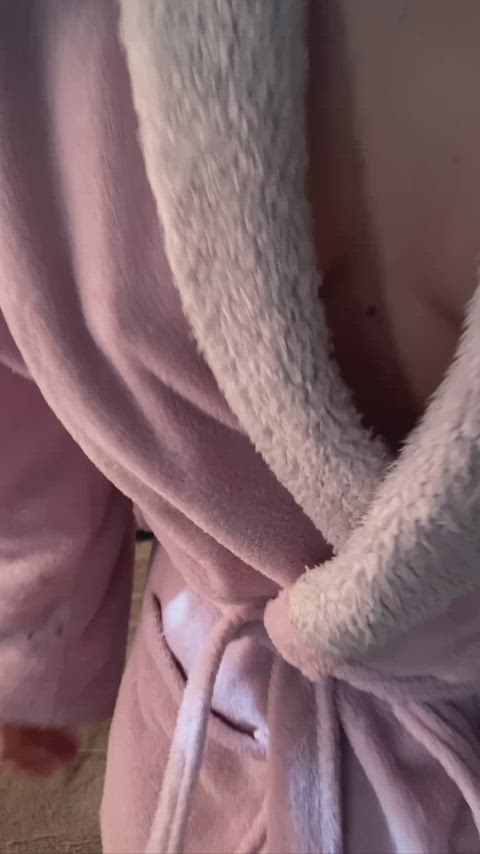 My C cups like to be free
