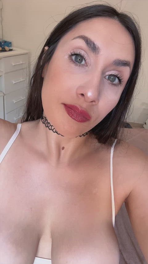 This mom bod was made for one thing