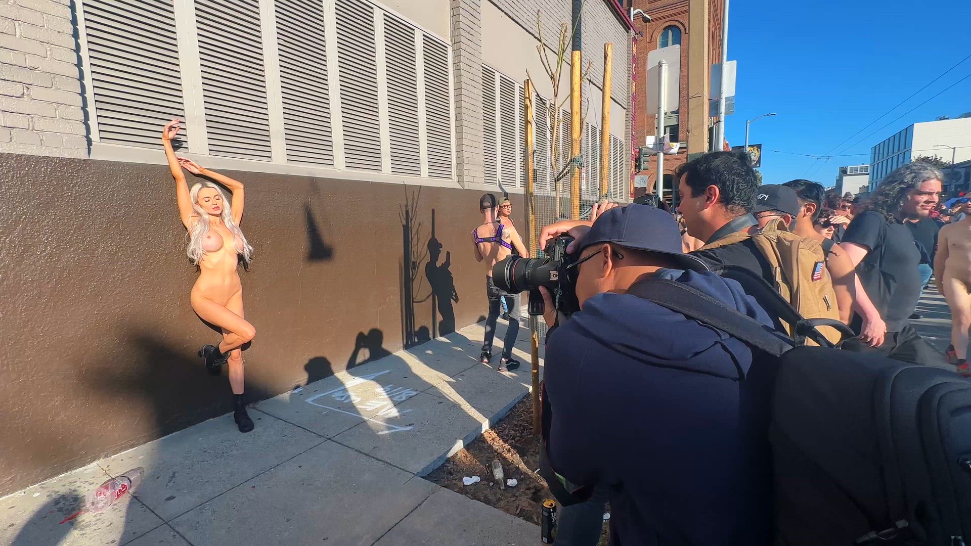 GIF thumbnail